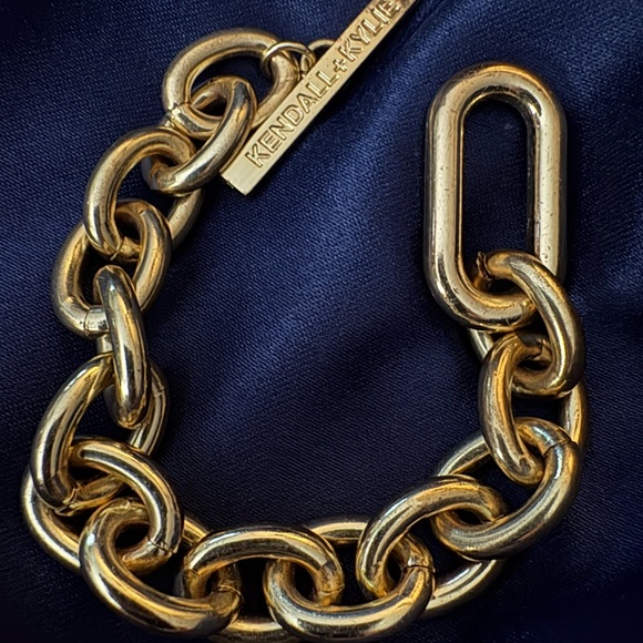 Kendall & Kylie Jewelry - Kendall & Kylie Gold-tone Chunky Bracelet